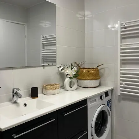 Elegant Apartment Close To Croisette And Palais De Festival With Garage Cannes Exterior photo
